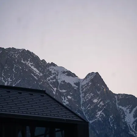 Amus Dolomites فندق مبيت وإفطار
